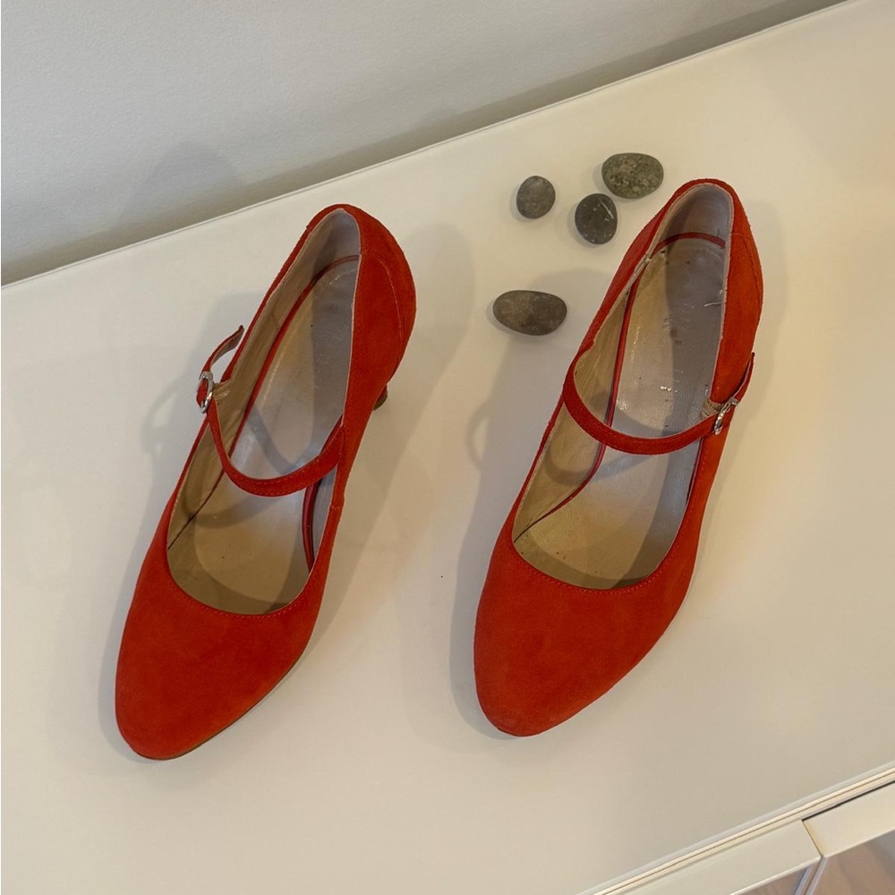 Minelli Red Heels Sleek Suede Design